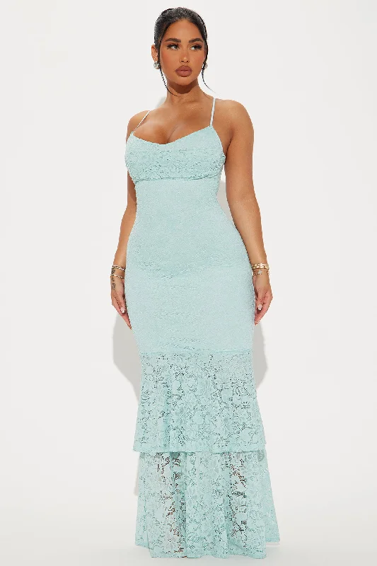 Elegant Lace Maxi Dress - Light Blue