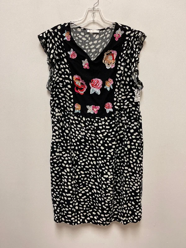 Black & White Dress Casual Short Clothes Mentor, Size Xl