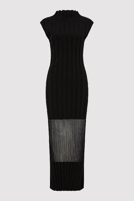 Fine Pleat Knit Dress - Black