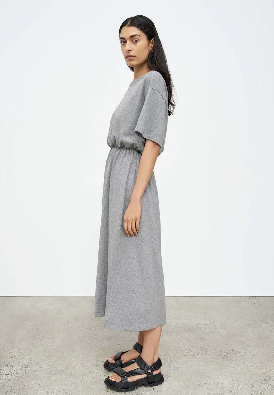 Dancer T-Shirt Dress - Concrete