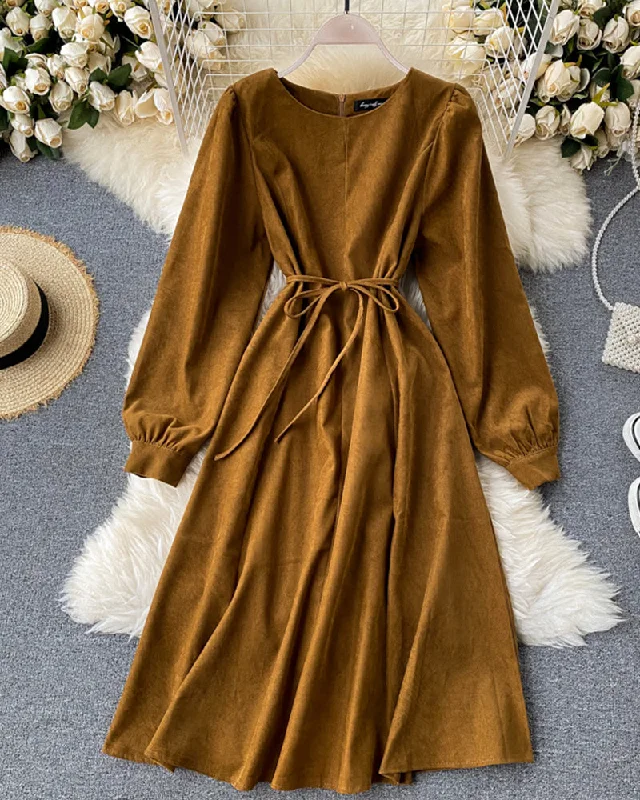 Retro round neck long sleeve dress  1020